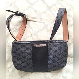 New w/tag Michael Kors Belt Bag 5x8"